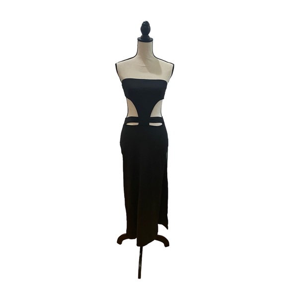 Dresses & Skirts - Strapless Cut Out Slit Dress